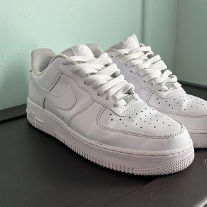 Nike Air Force 1  size 9.5 white